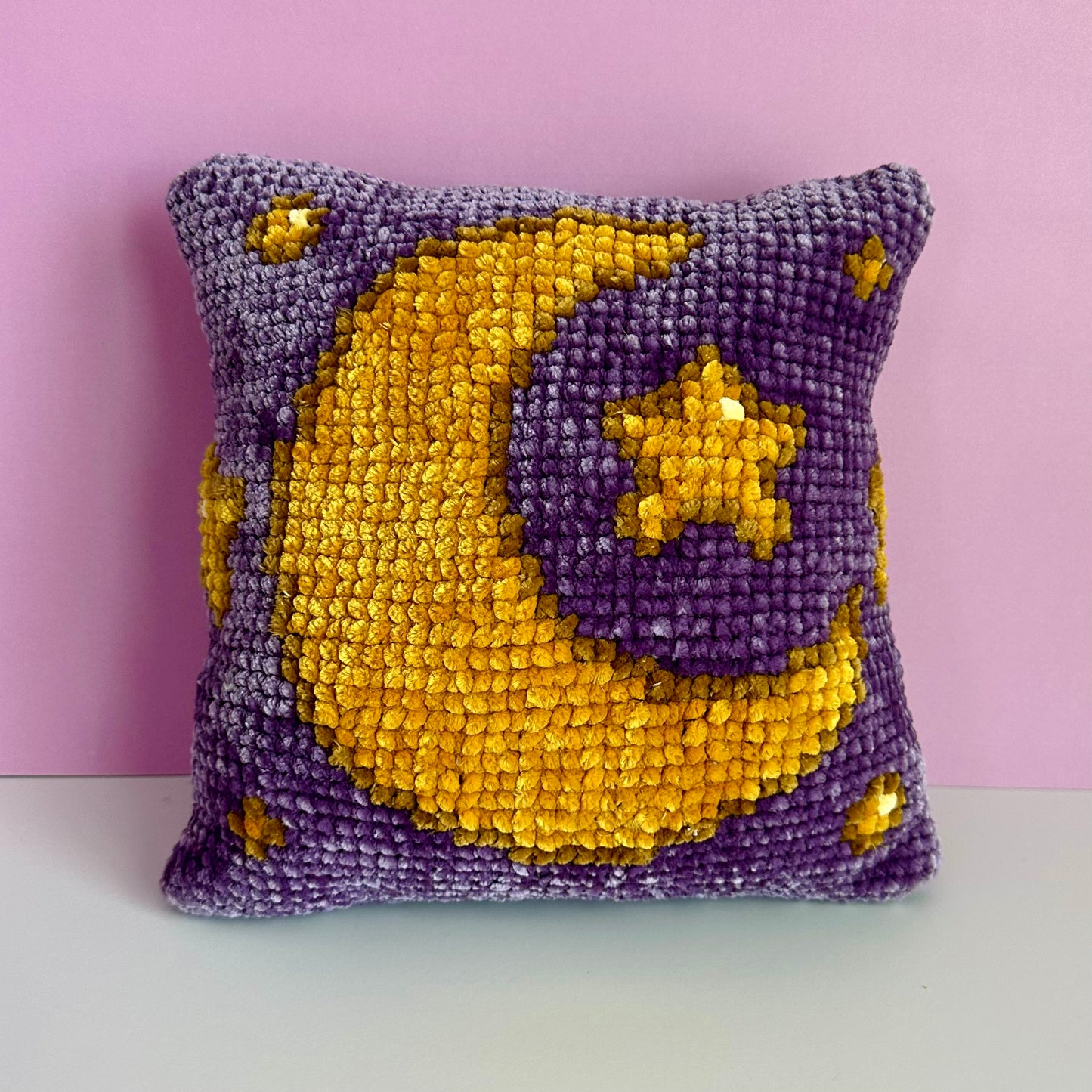 [PATTERN: Crochet & Cross-stitch] Kirby Moon & Stars Accent Pillow